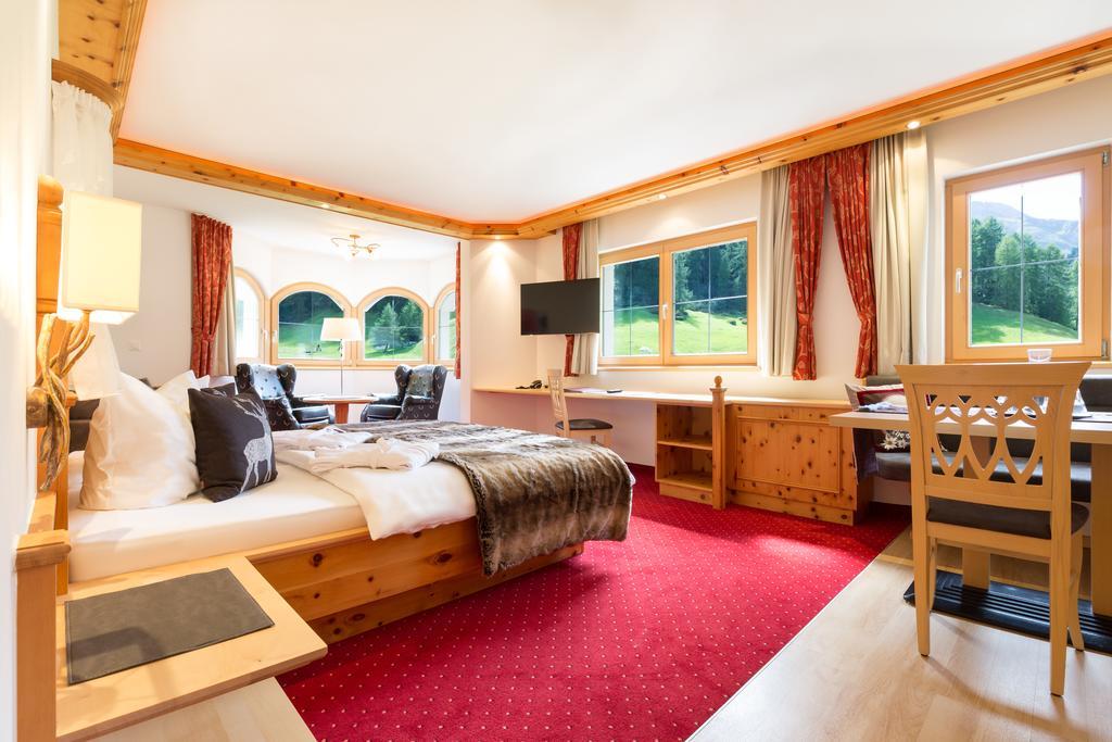 Chasa Castello Relax & Spa Samnaun Room photo